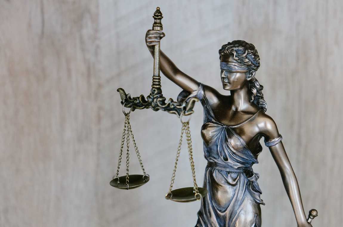 Pi7 Image medicallegal tingey injury law firm DZpc4UY8ZtY unsplash 1